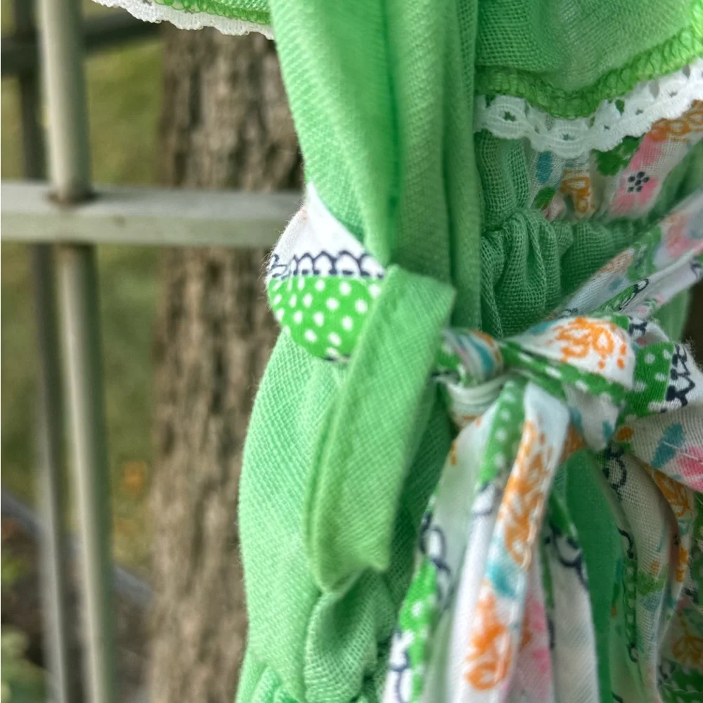 Sears roebucks vintage 1960s Green Floral Kids Dress - Picture 4 of 7